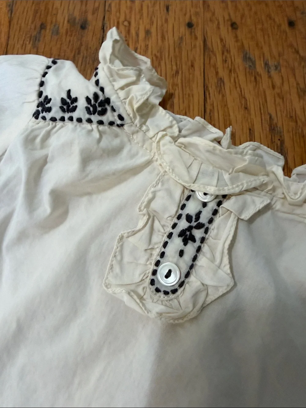 Bonpoint Cream Embroidered Ruffle Neck Girls' Top - Picture 5 of 5
